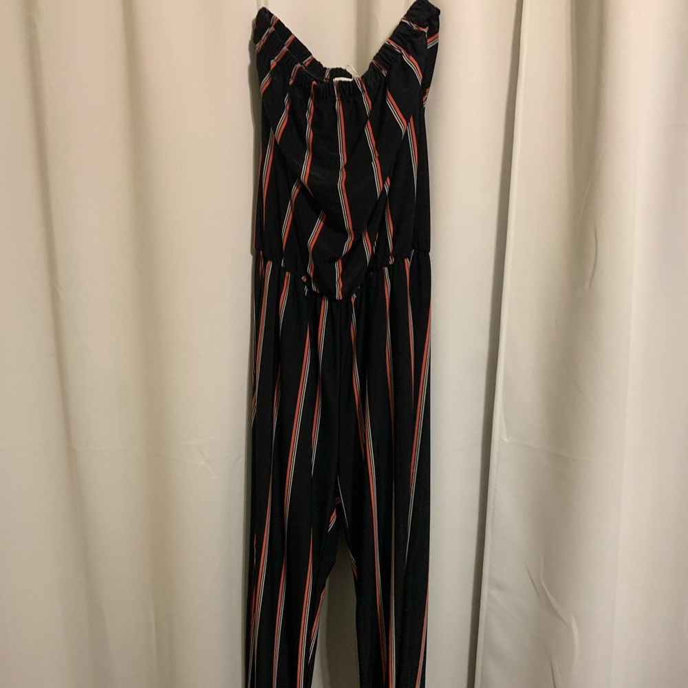 Sleeveless jumpsuit